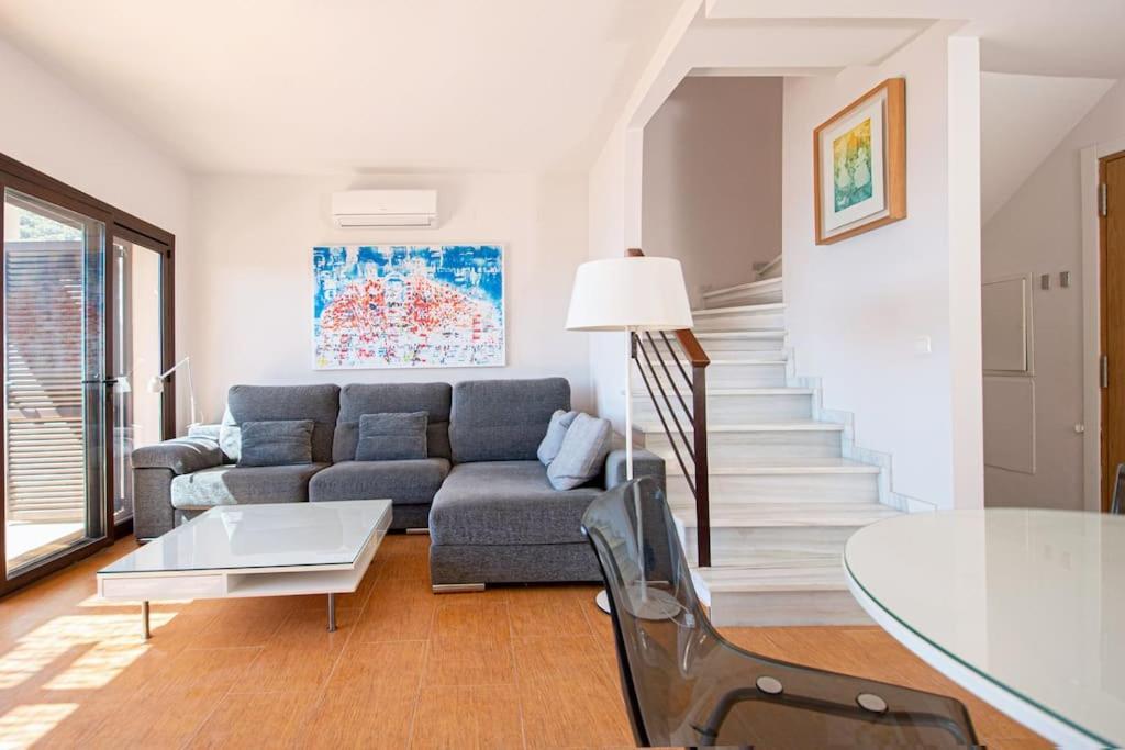 Sunny House With Great Sea Views, 3 Terraces, Private Heated Pool And Sauna La Herradura  Exterior photo