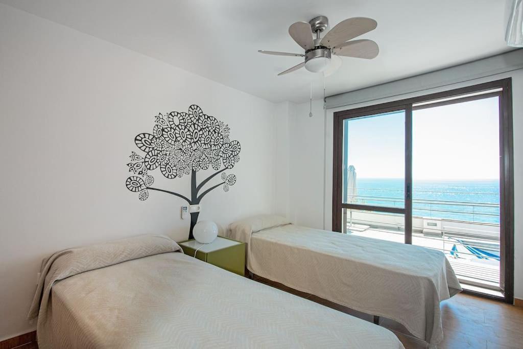 Sunny House With Great Sea Views, 3 Terraces, Private Heated Pool And Sauna La Herradura  Exterior photo